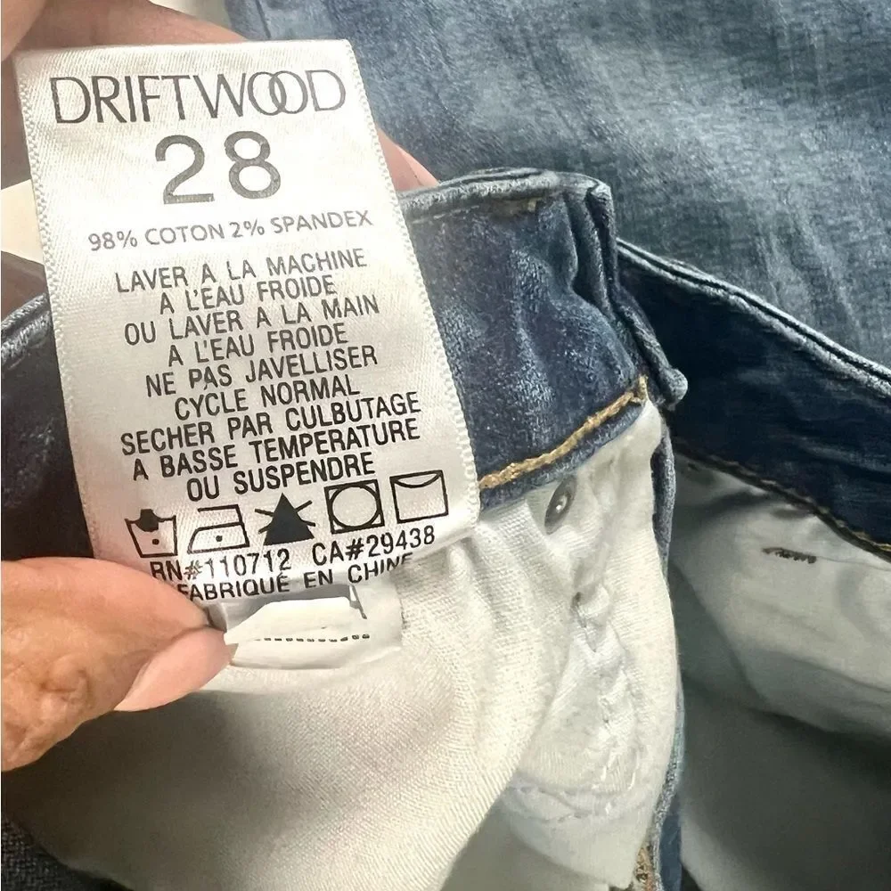 Driftwood Collette Embroidered Crop Jeans - Picture 10 of 10